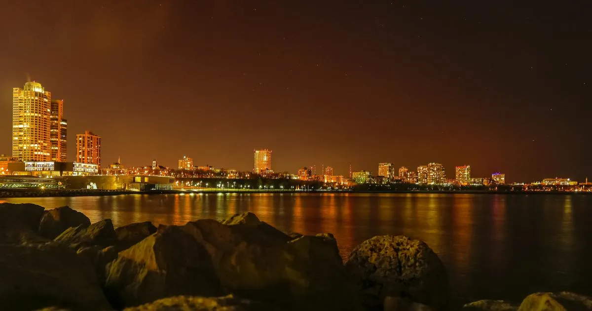 9708 wisconsin dells honeymoon budget