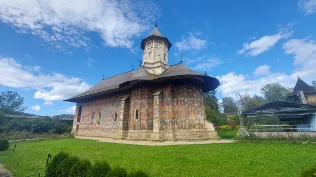 9714 romania honeymoon brasov