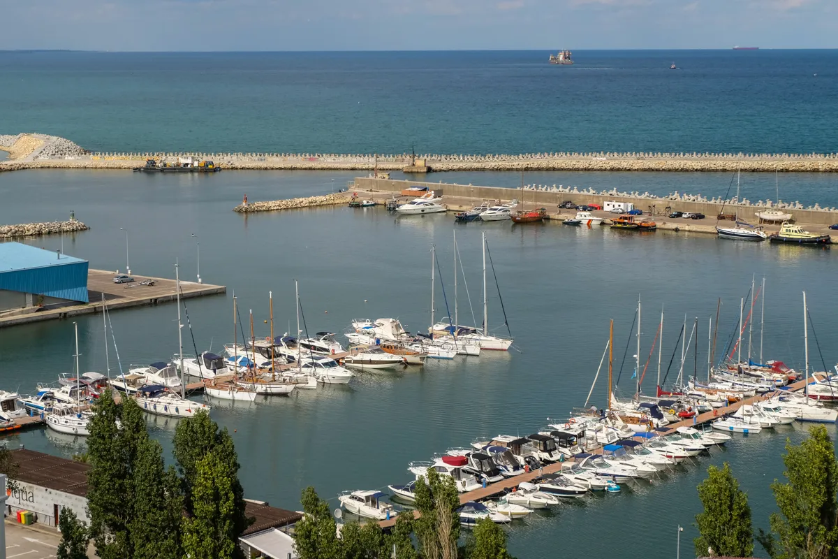 9714 romania honeymoon nature