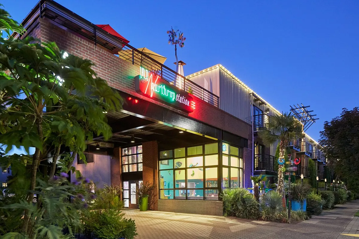 9721 benson hotel ballroom