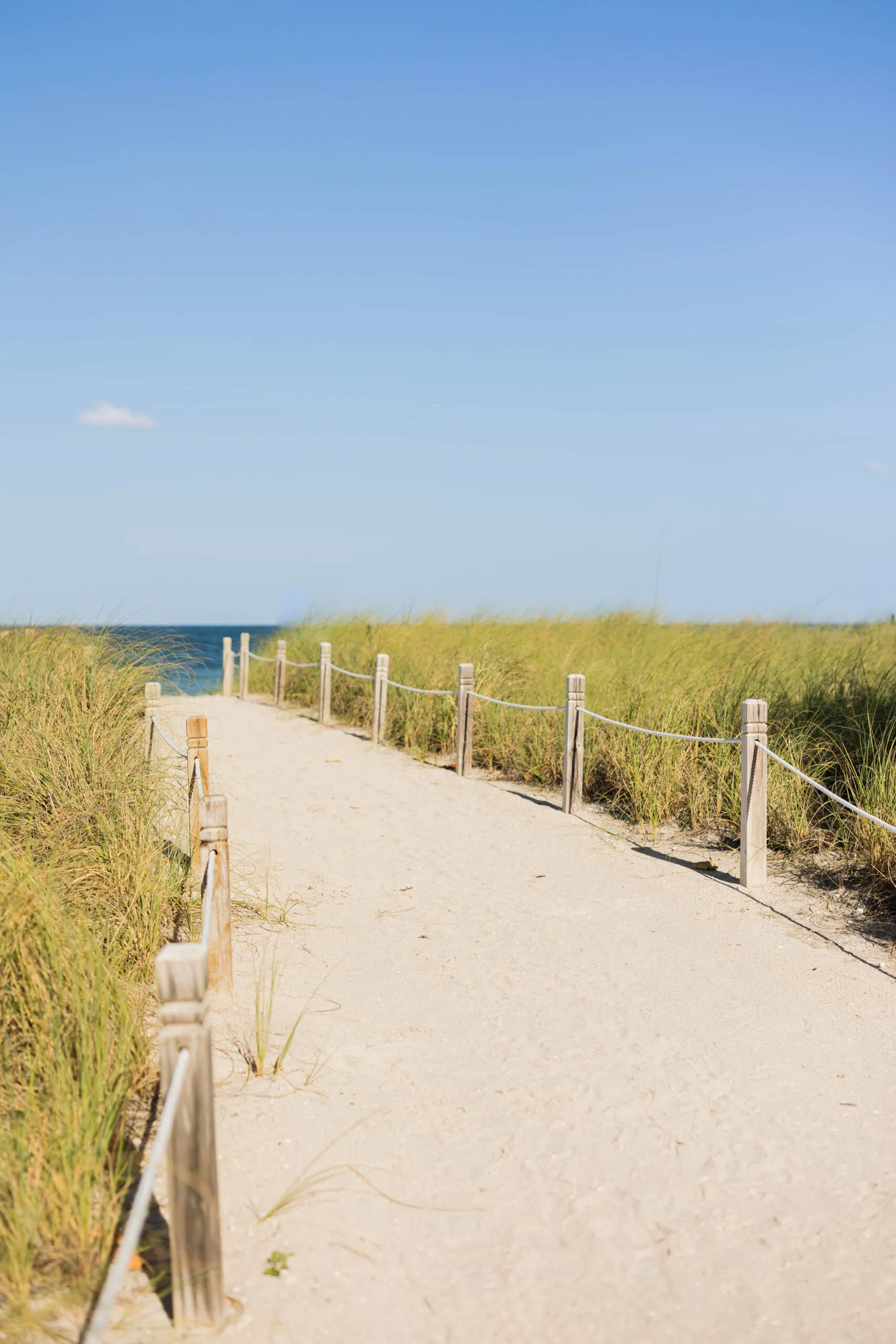 9730 paris eiffel tower