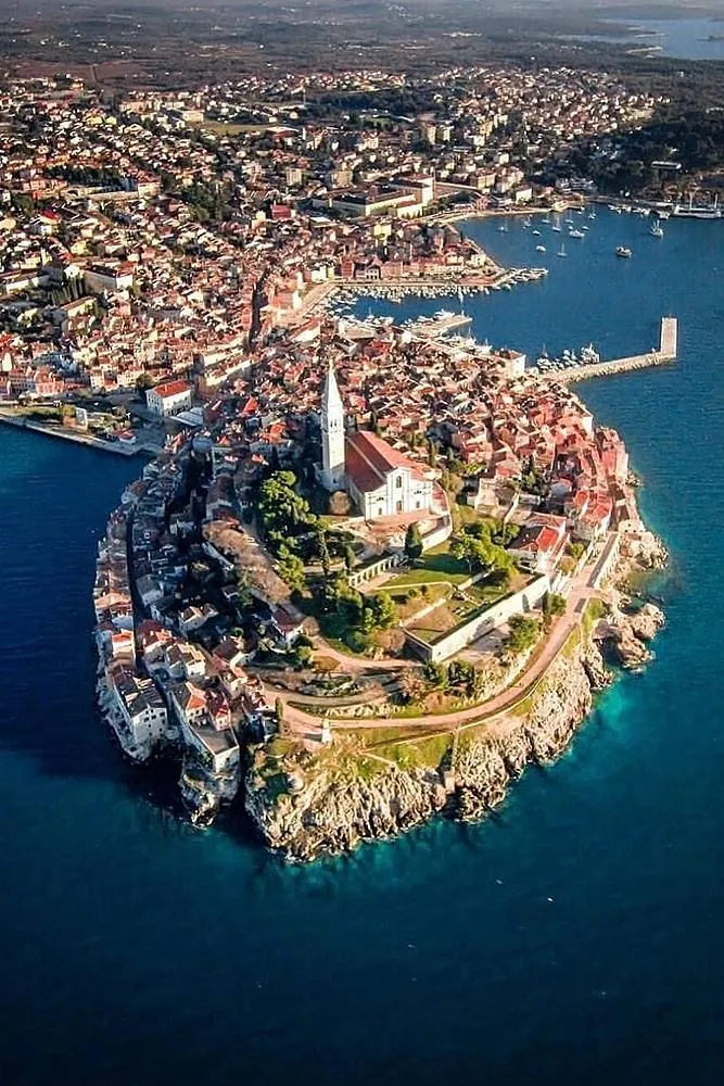 9824 santorini honeymoon