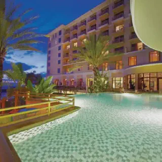 /img/9845-sandpearl-resort.webp