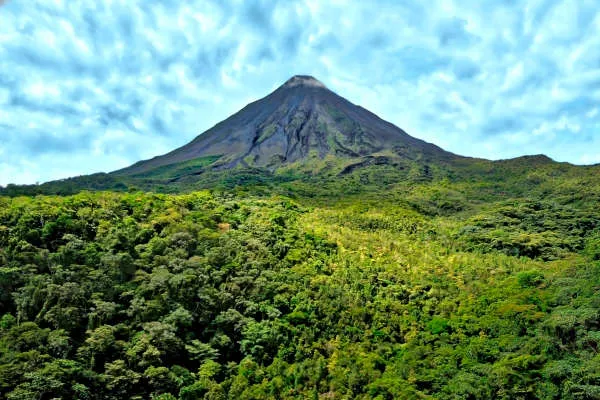9854 couple beach sunset
