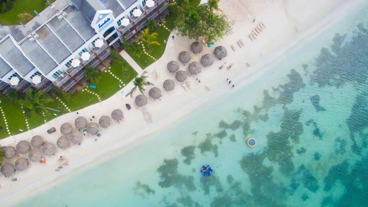 9856 montego bay resorts