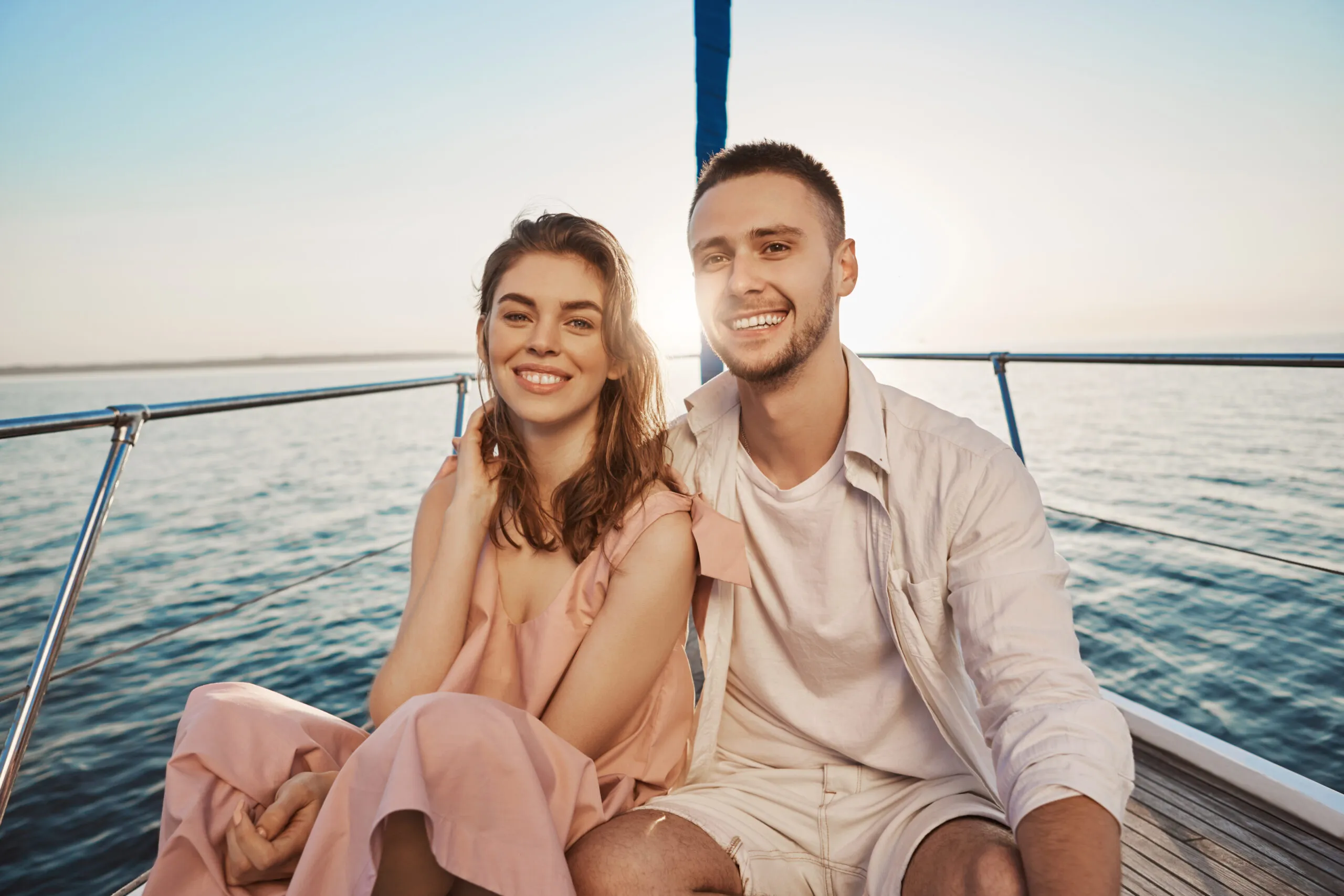 9858 sailing honeymoon couple