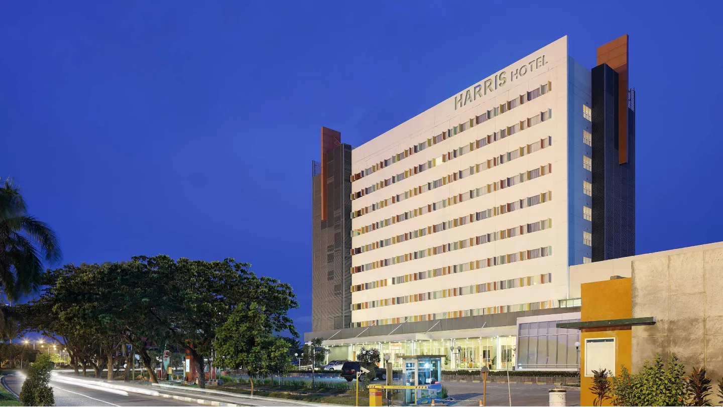 9859 harris batam private villa