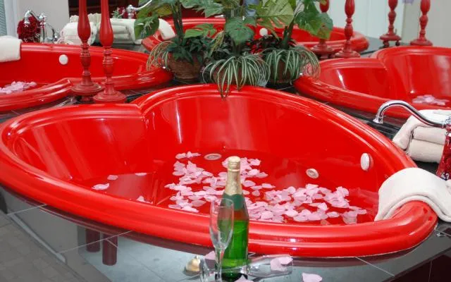 9880 gatlinburg cabin exterior