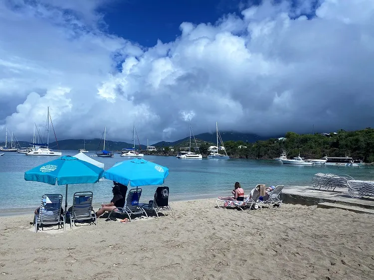 9901 couple honeymoon beach