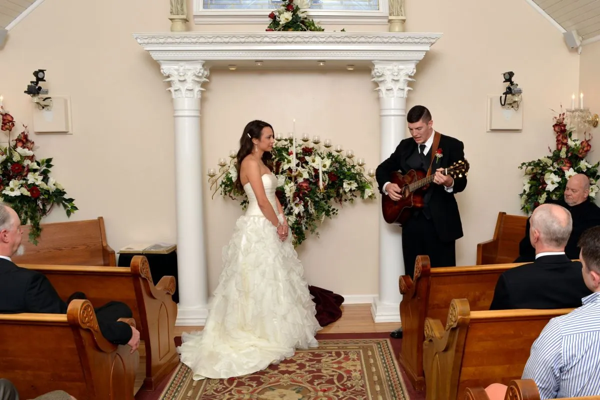 9912 romantic bethel park hotel