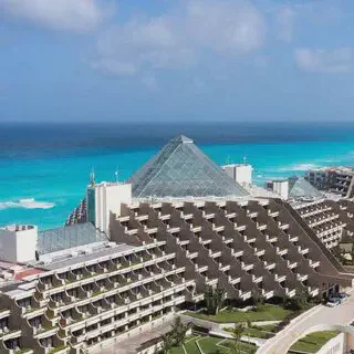 /img/9954-cancun-activities.webp