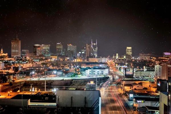 9955 couple walking nashville