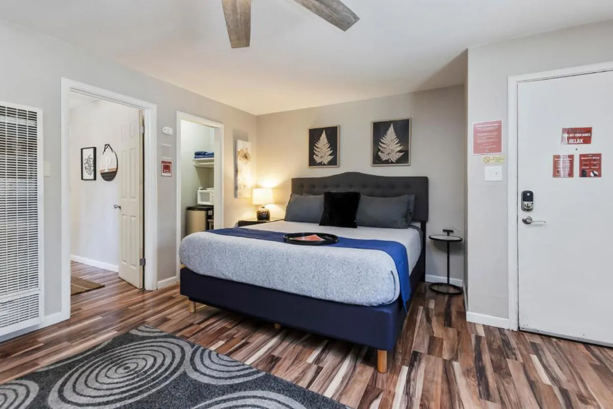 9956 black bear lodge