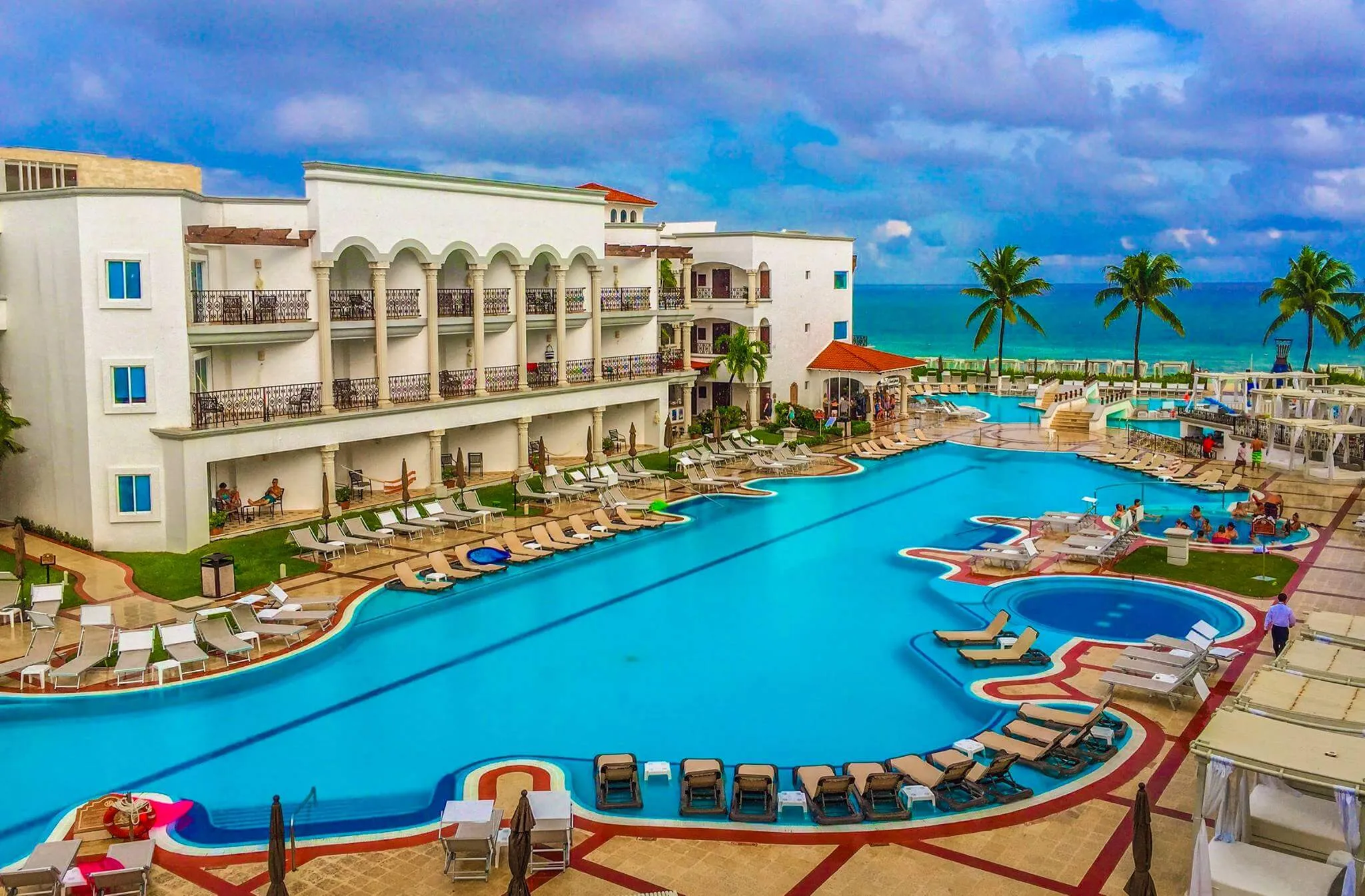 9970 playa del carmen honeymoon dining