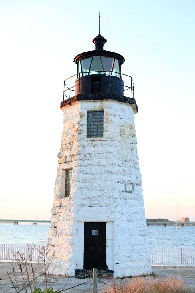 9973 newport wine tasting